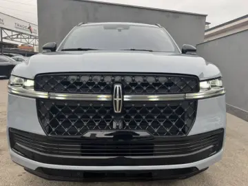 Lincoln Navigator BLACK LABEL 3.5L V6