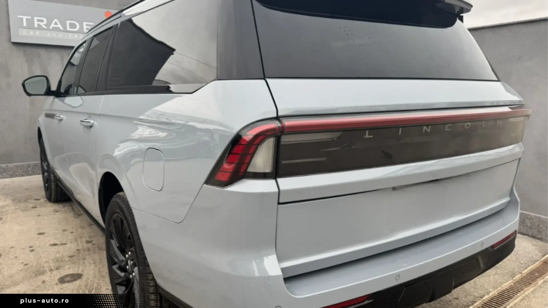 Lincoln Navigator BLACK LABEL 3.5L V6