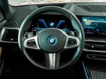 BMW X5 50e M Sport Sky AHK HK ventilatie  masaj