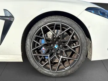 BMW M8 Competition xDrive GranCoupe M_Dr_Assist_Pro
