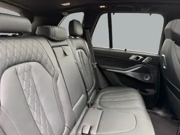 BMW X5 xDrive50e M Sport Package Pro