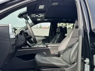 Cadillac Escalade 6.2L V8 FACELIFT MY2026