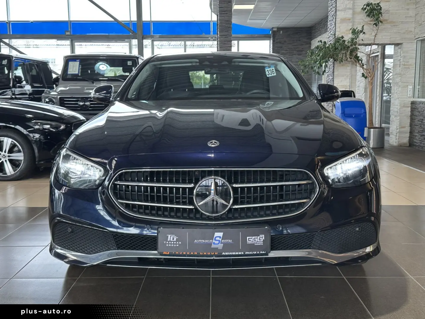 MERCEDES-BENZ E 300 e Avantgarde R.Cam Navi Ambiente ACC SHZ
