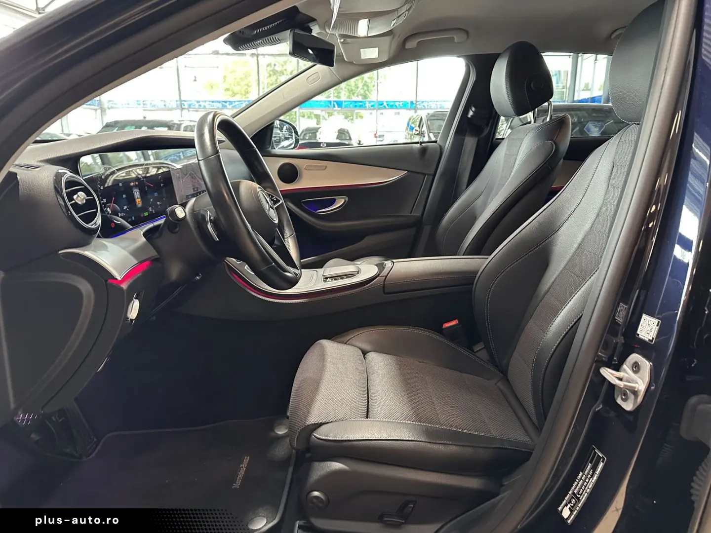 MERCEDES-BENZ E 300 e Avantgarde R.Cam Navi Ambiente ACC SHZ