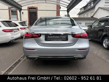 MERCEDES-BENZ E 220 Limousine Avantgarde 1-HAND LED …