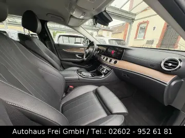 MERCEDES-BENZ E 220 Limousine Avantgarde 1-HAND LED …