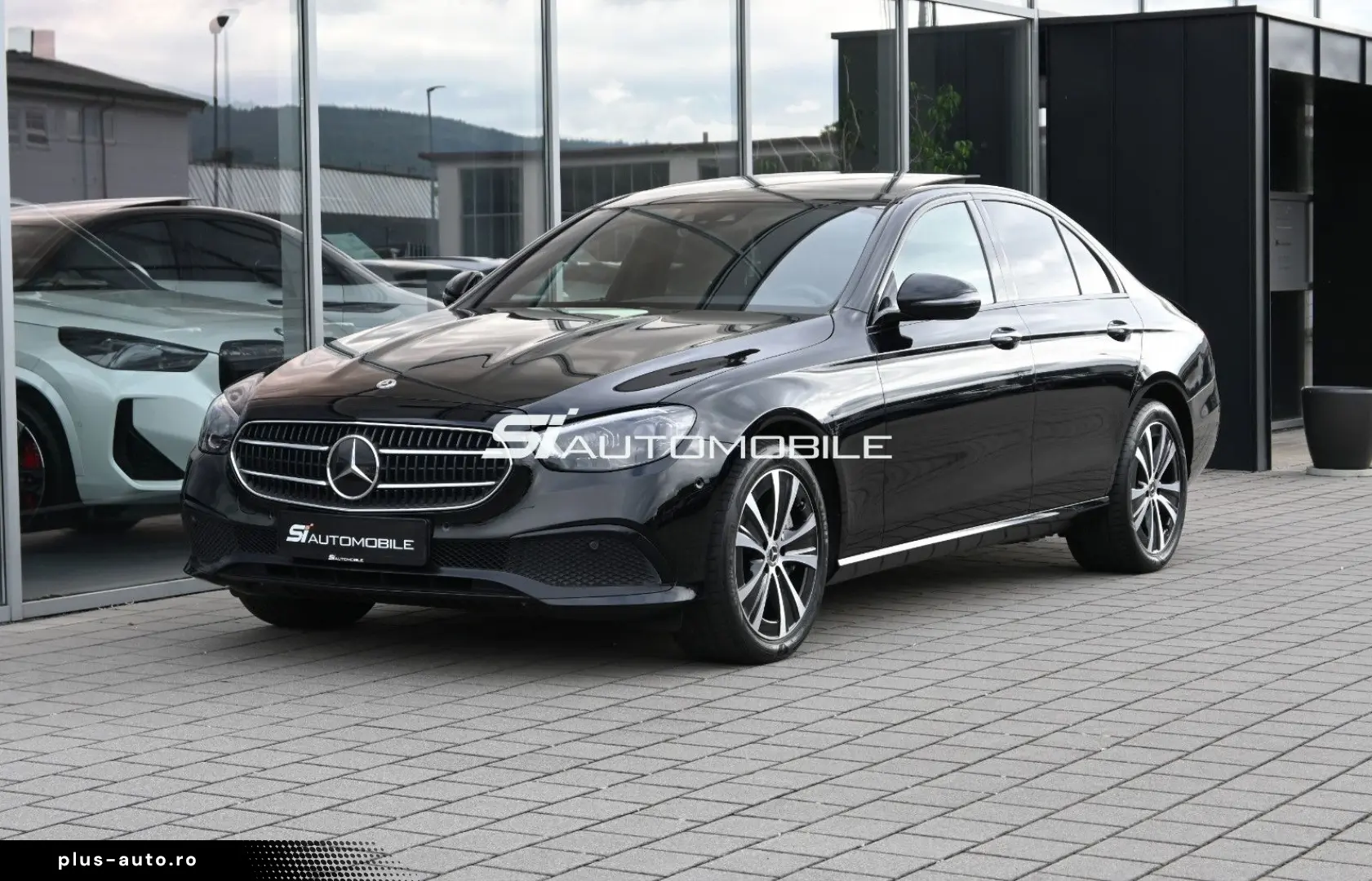 MERCEDES-BENZ E 300 e Lim.  NIGHT ACC PANO MULTIBEAM 8-FACH