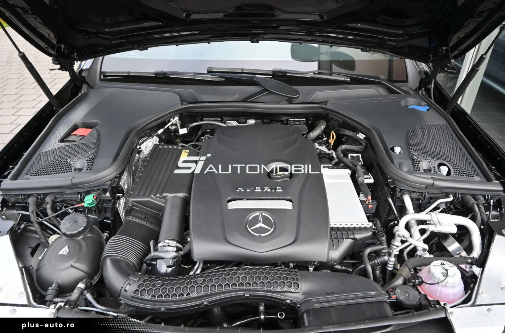 MERCEDES-BENZ E 300 e Lim.  NIGHT ACC PANO MULTIBEAM 8-FACH