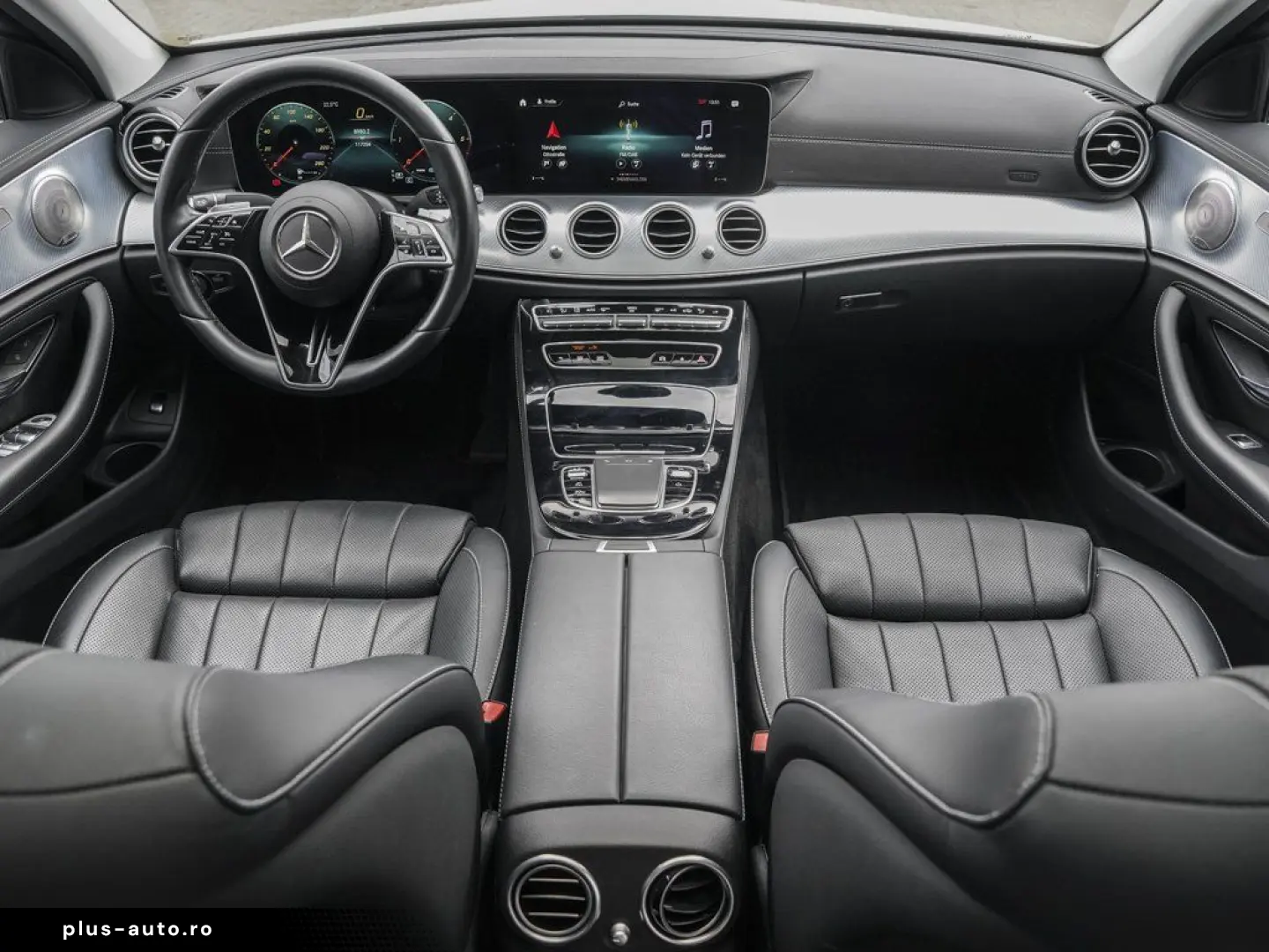 MERCEDES-BENZ E 220 d 4M Burmester Ambiente Panorama Kamera