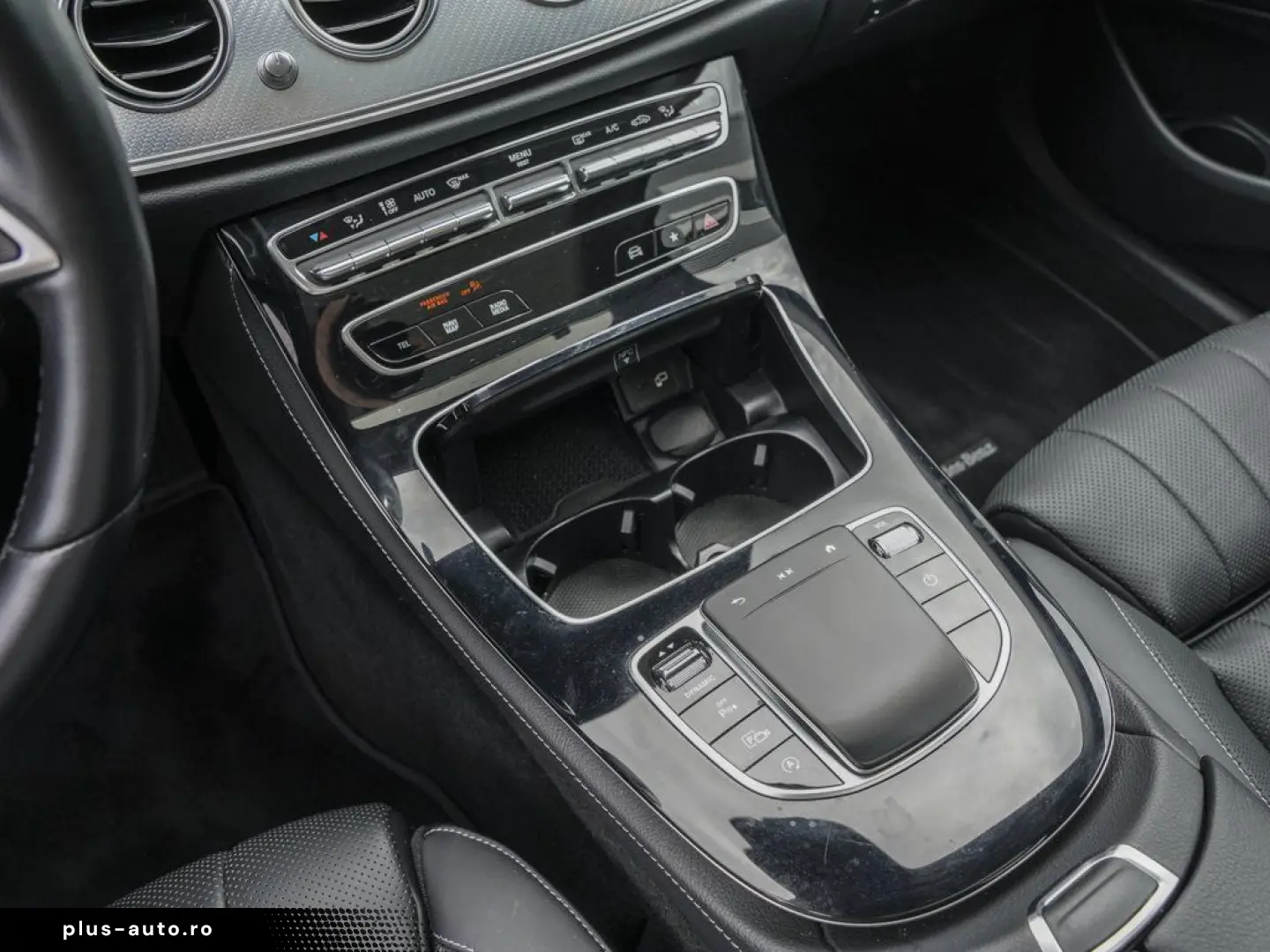 MERCEDES-BENZ E 220 d 4M Burmester Ambiente Panorama Kamera