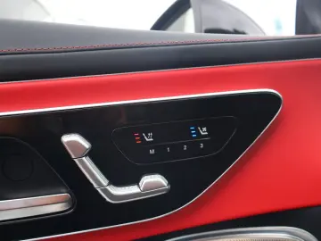 MERCEDES-BENZ CLE 53 4MATIC   BURMESTER 360  CARPLAY PANO