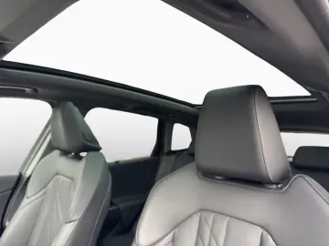 BMW X3 30e xDr LiveProf  360  H K Panoramic  ventilatie