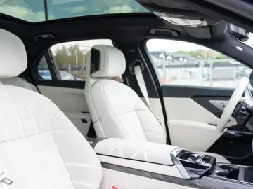 BMW 7 Series  740 xDrive Facelift MY2027