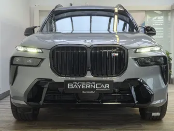 BMW X7 M60i Kristall Sky DrivePro AHK ACC Sitzlüft.