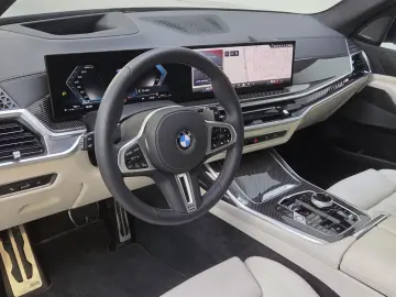 BMW X7 M60i Kristall Sky DrivePro AHK ACC Sitzlüft.