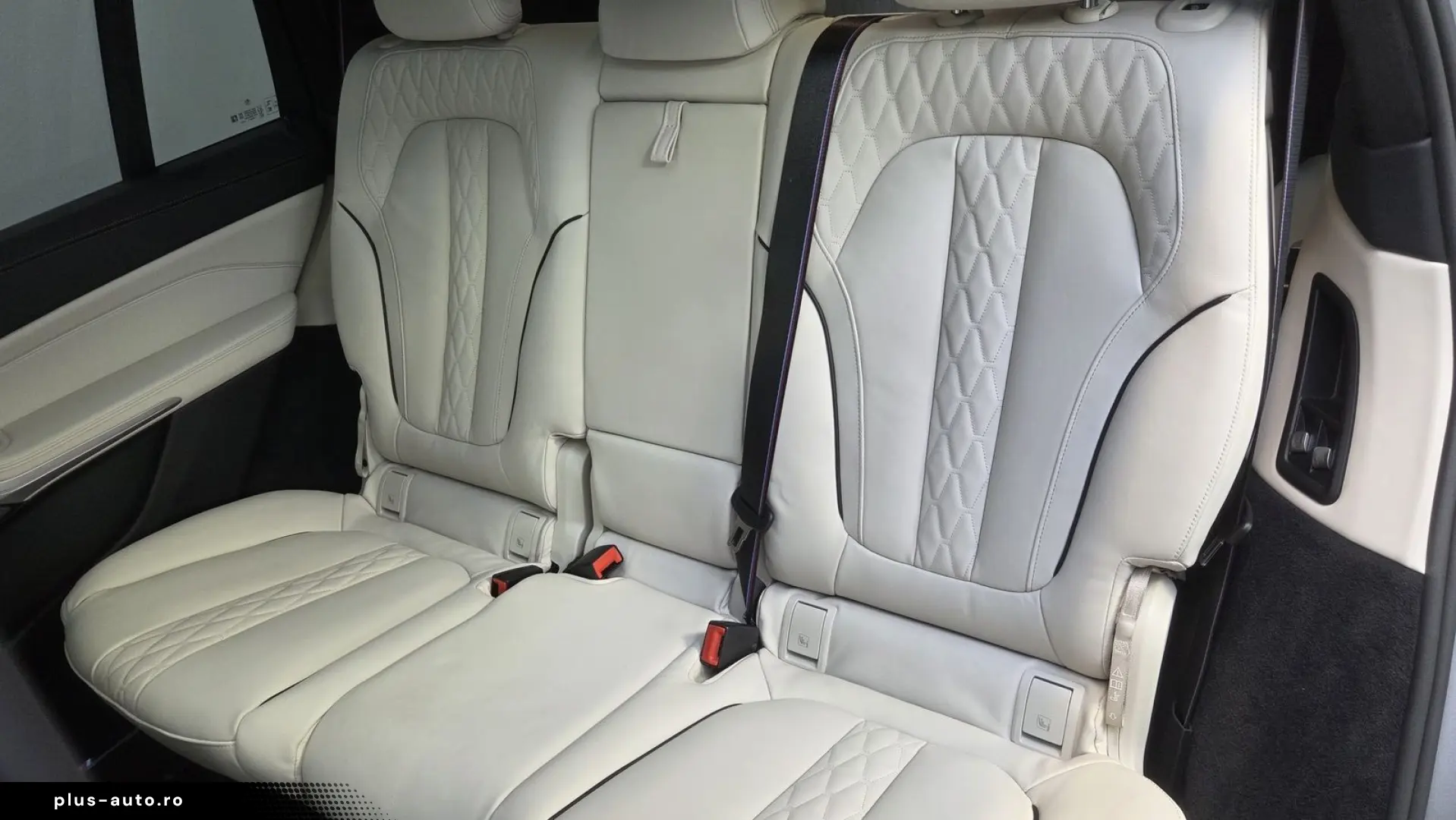 BMW X7 M60i Kristall Sky DrivePro AHK ACC Sitzlüft.