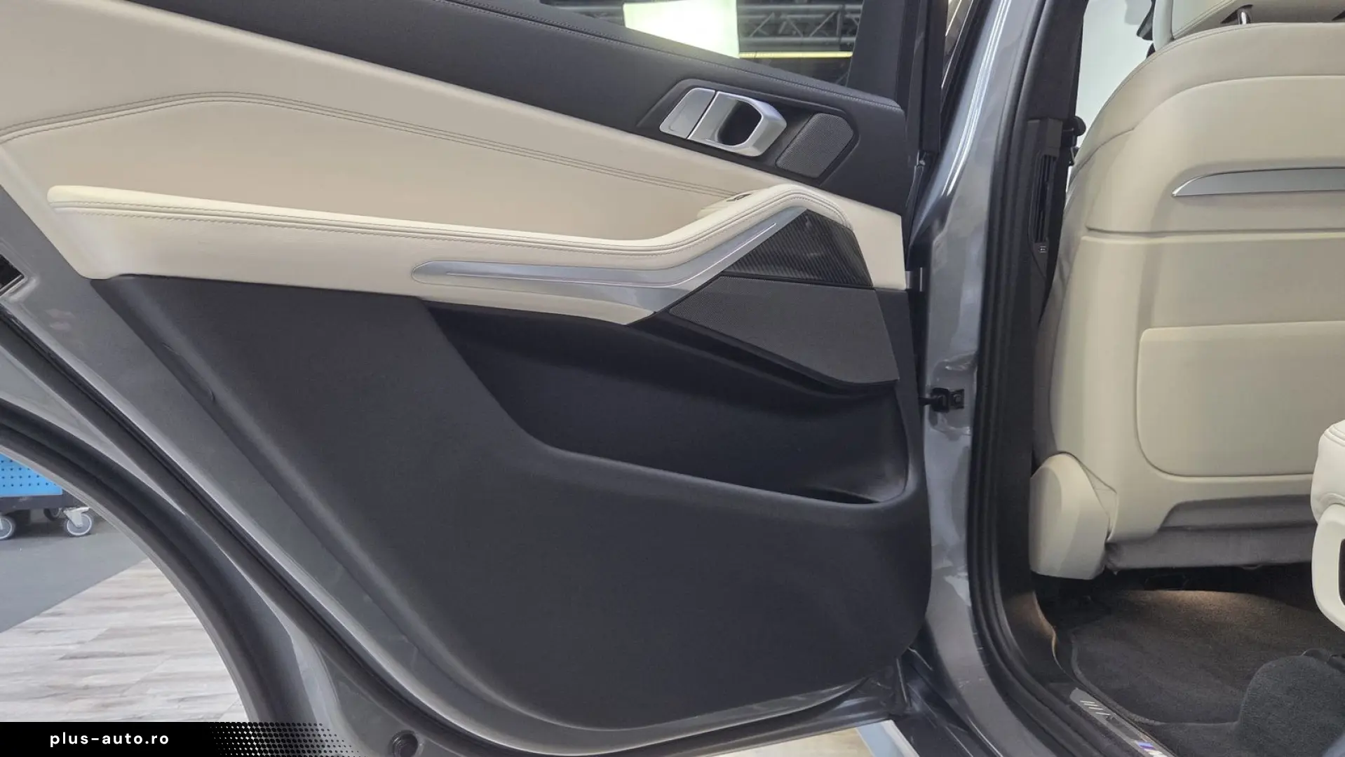 BMW X7 M60i Kristall Sky DrivePro AHK ACC Sitzlüft.