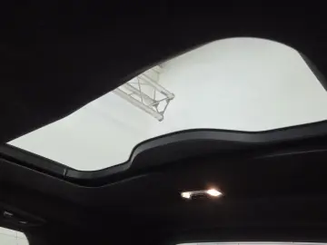 BMW X7 M60i Kristall Sky DrivePro AHK ACC Sitzlüft.
