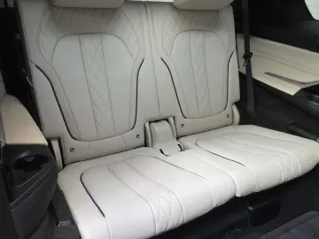 BMW X7 M60i Kristall Sky DrivePro AHK ACC Sitzlüft.