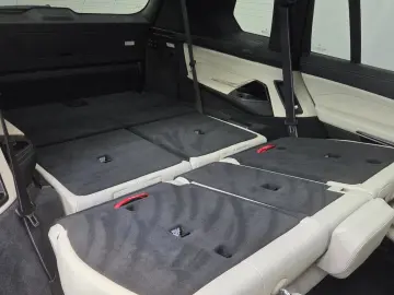 BMW X7 M60i Kristall Sky DrivePro AHK ACC Sitzlüft.