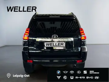 TOYOTA Land Cruiser 2.8 Executive  Pano RCam SHZ Leder