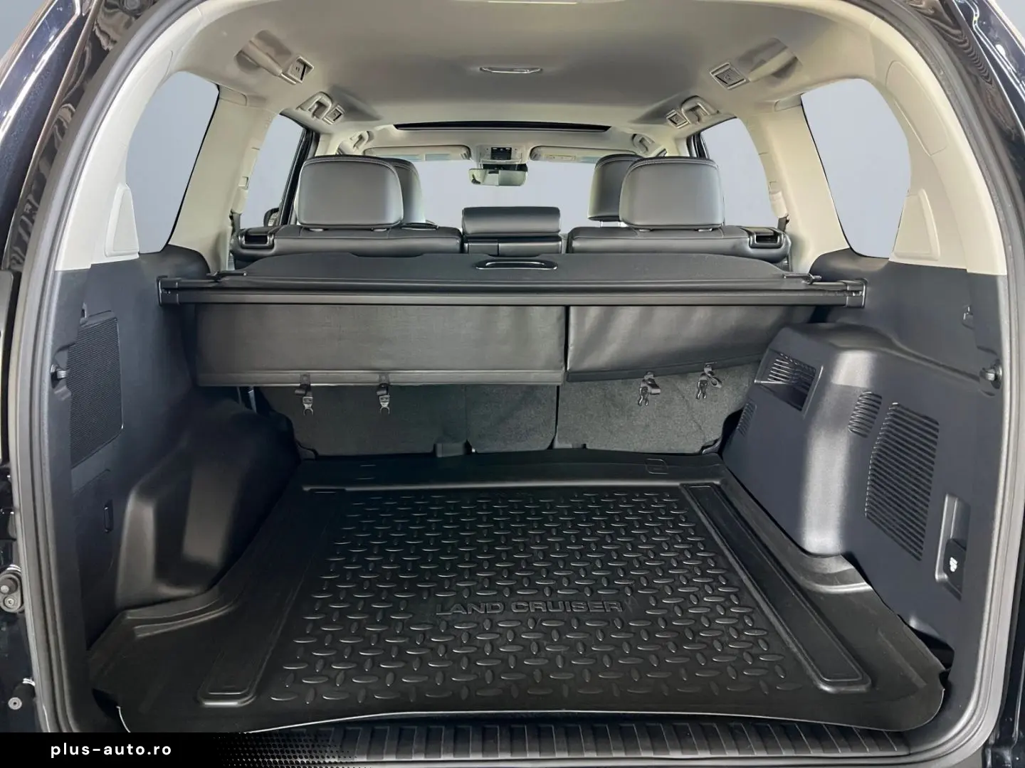 TOYOTA Land Cruiser 2.8 Executive  Pano RCam SHZ Leder
