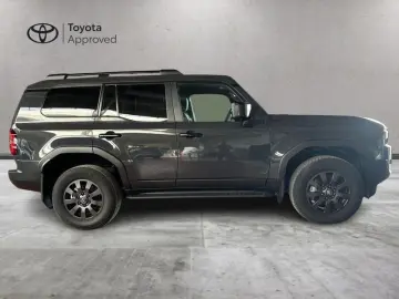 TOYOTA Toyota Land Cruiser 2.8 D-4D Adventure AWD Auto