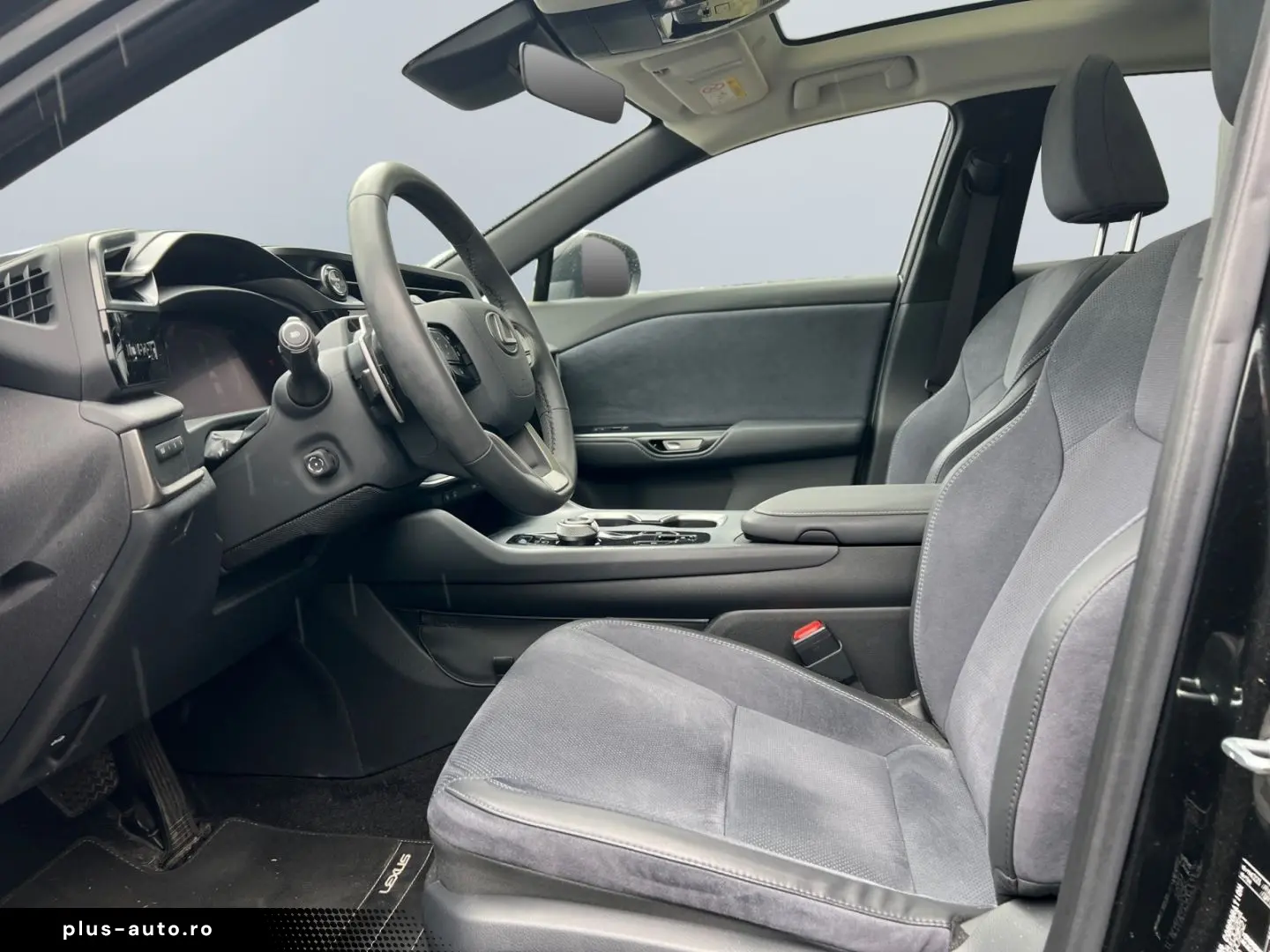 LEXUS RZ 450e DIRECT4  Luxury Paket Glasdach dimmbar