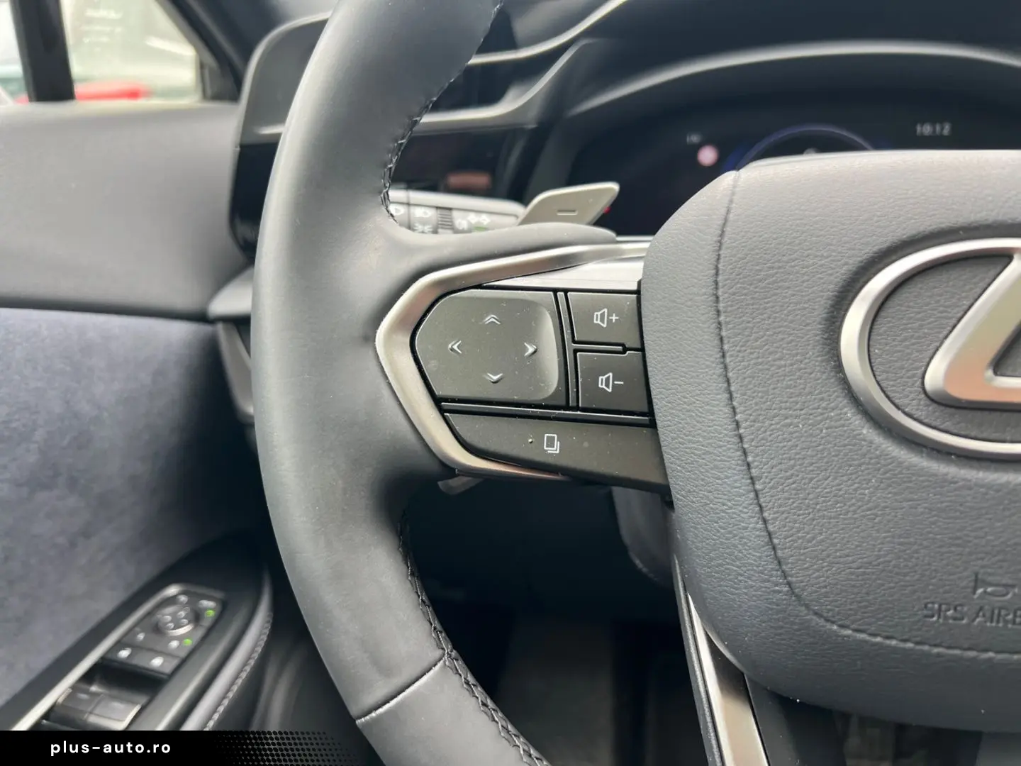 LEXUS RZ 450e DIRECT4  Luxury Paket Glasdach dimmbar