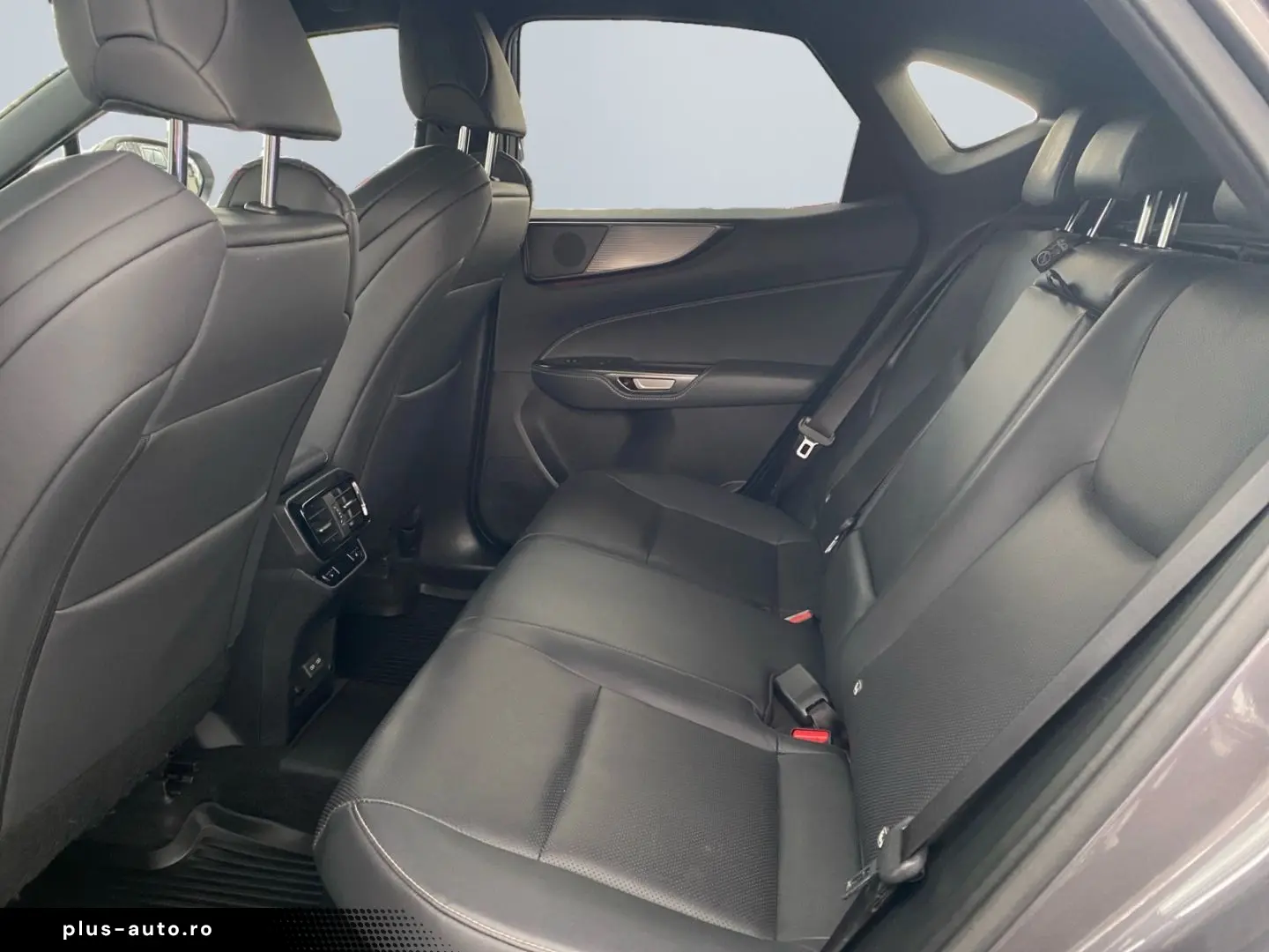 LEXUS NX 450h  2 5L PLUG-IN  CVT LUXURY  LED Klima