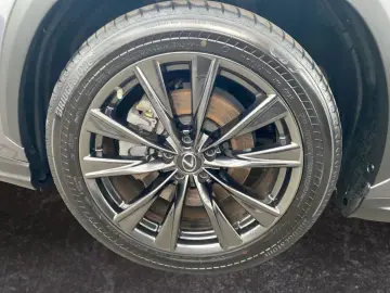 LEXUS NX 450h  2 5L PLUG-IN  CVT LUXURY  LED Klima