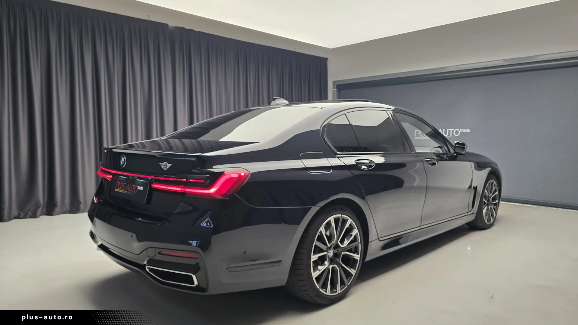 BMW 750i xDrive M Packet Individual