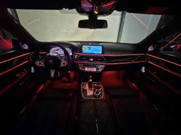 BMW 750i xDrive M Packet Individual
