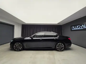 BMW 750i xDrive M Packet Individual
