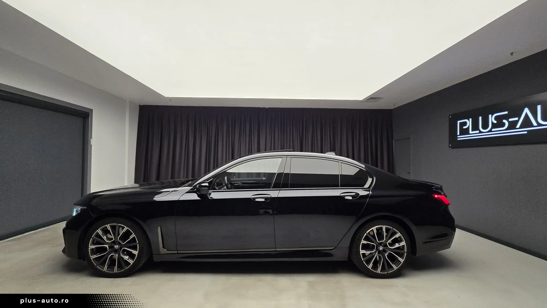 BMW 750i xDrive M Packet Individual