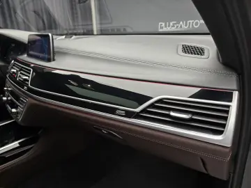 BMW 750i xDrive M Packet Individual