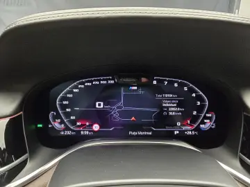 BMW 750i xDrive M Packet Individual