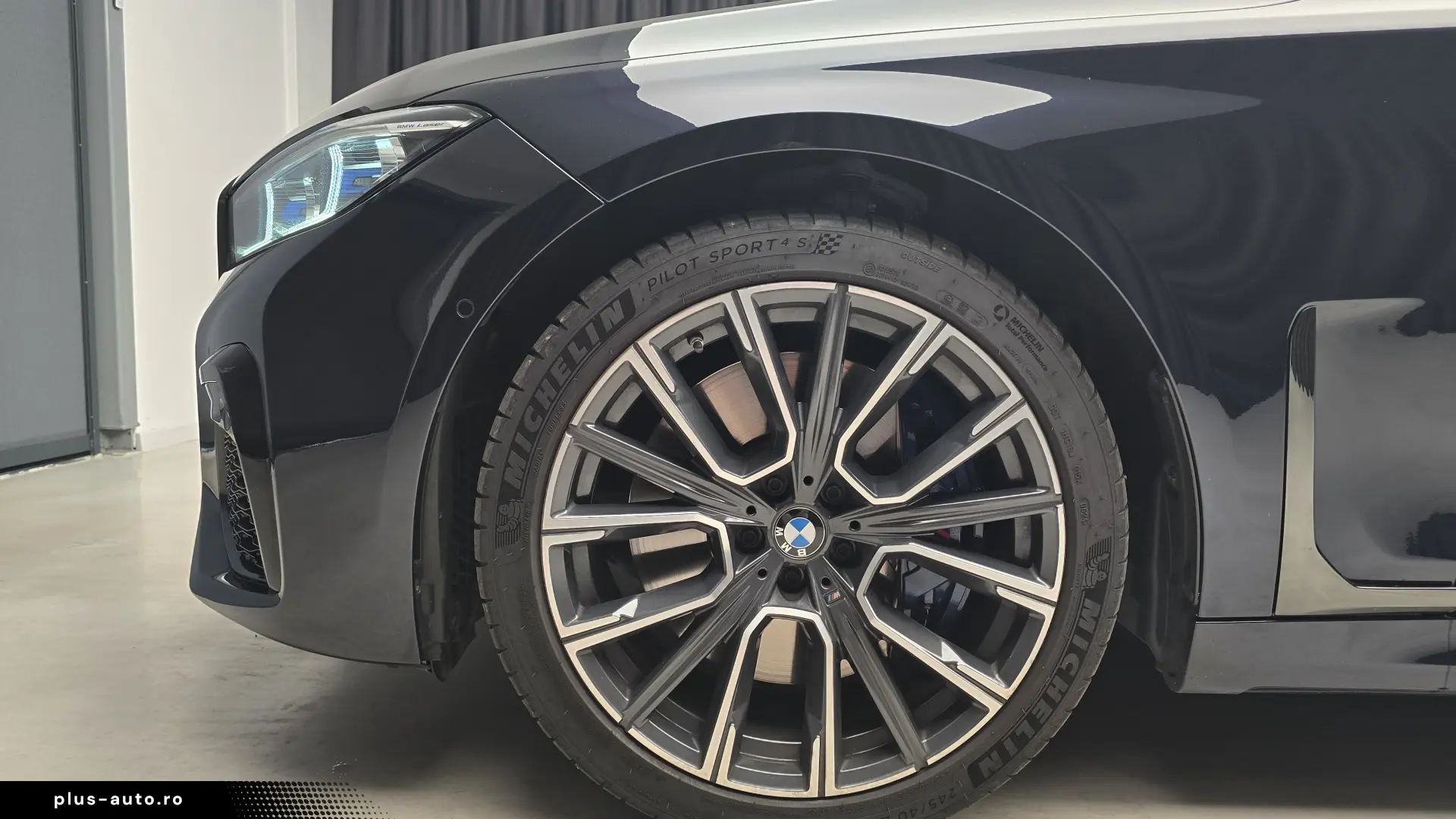 BMW 750i xDrive M Packet Individual