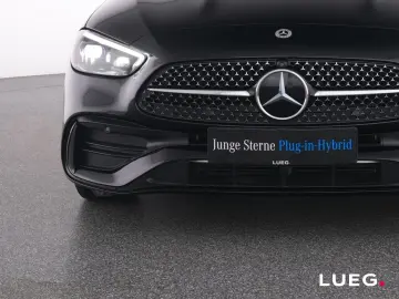 MERCEDES-BENZ C 300 e AMG