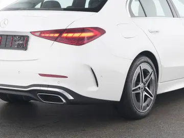 MERCEDES-BENZ C 180 AMG-Sport