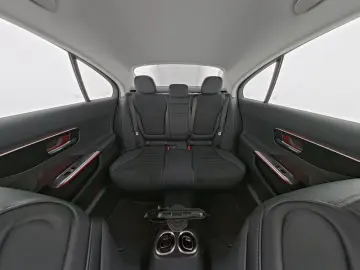 MERCEDES-BENZ C 180 AMG-Sport