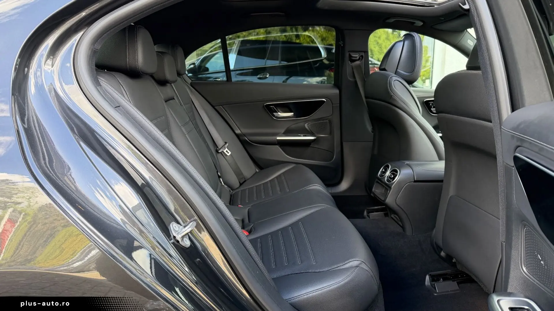 MERCEDES-BENZ C 180 AMG PANO LEDER NIGHT NAVI MBUX SPUR GRA