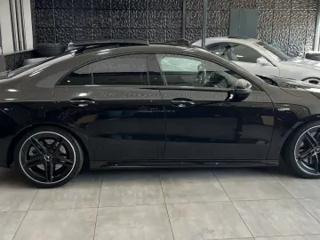 MERCEDES-BENZ CLA 45 AMG 4Matic PERFORMANCE