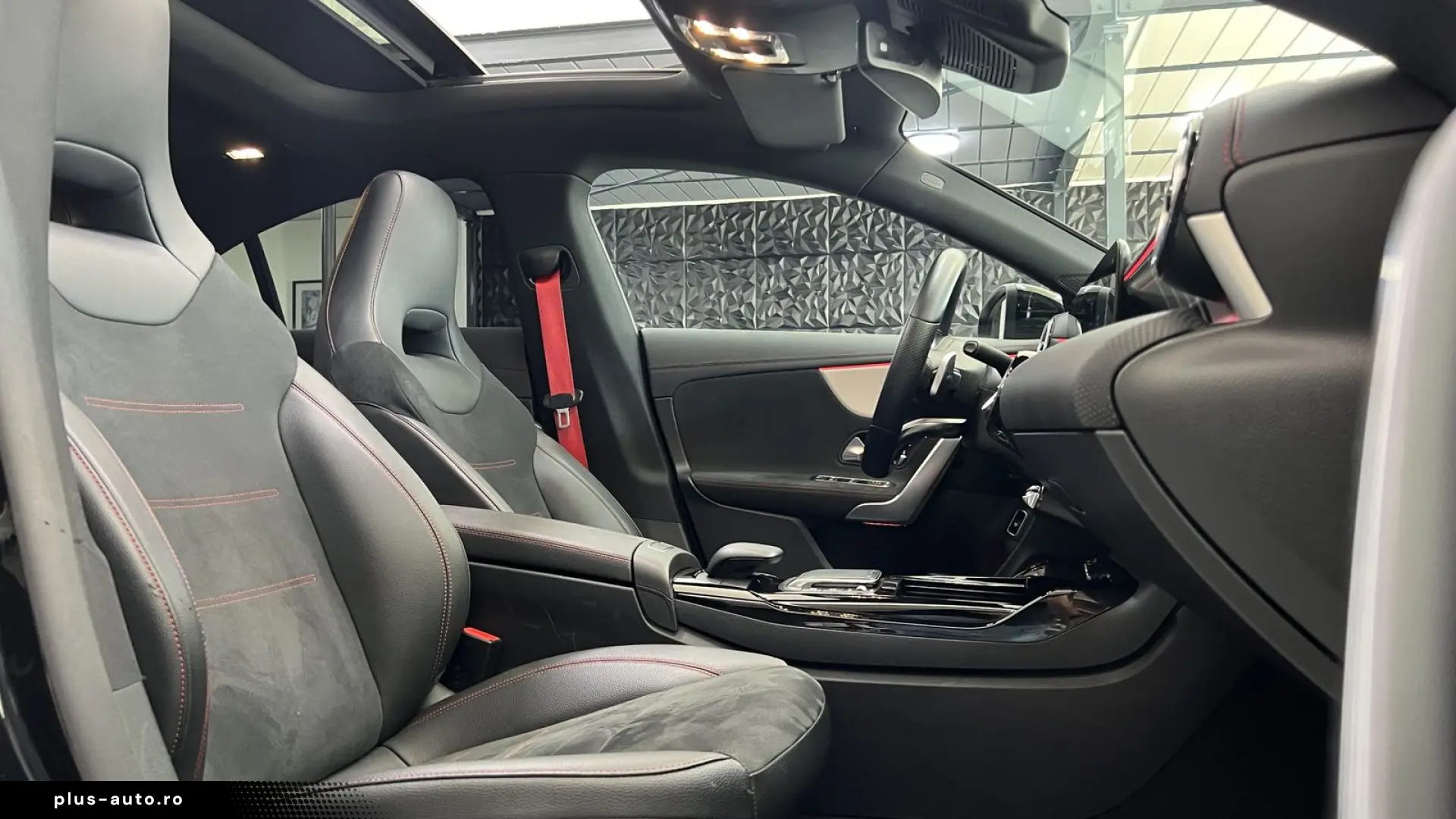 MERCEDES-BENZ CLA 45 AMG 4Matic PERFORMANCE PANO LED&hellip;