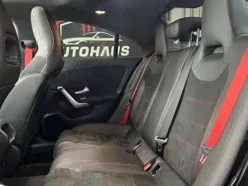 MERCEDES-BENZ CLA 45 AMG 4Matic PERFORMANCE