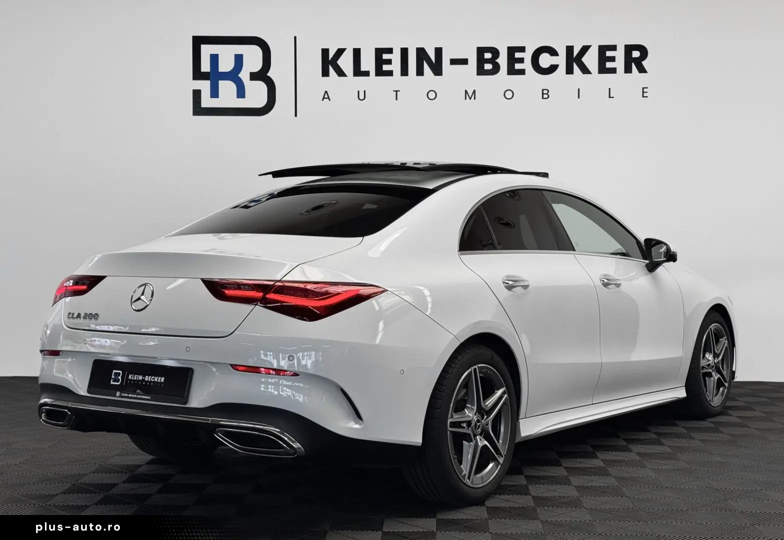 MERCEDES-BENZ CLA 200 AMG Coupe Pano Burmester 360  &hellip;