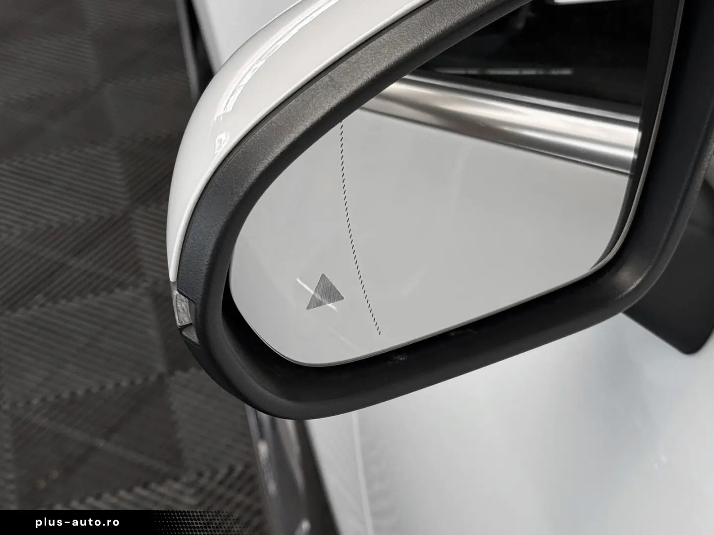 MERCEDES-BENZ CLA 200 AMG Coupe Pano Burmester 360  &hellip;