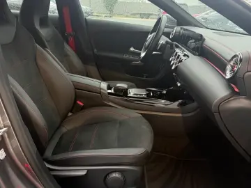 MERCEDES-BENZ CLA 35 AMG 4Matic