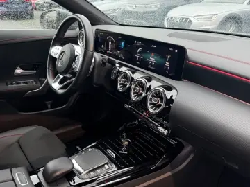 MERCEDES-BENZ CLA 35 AMG 4Matic