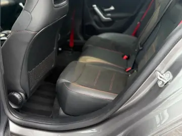 MERCEDES-BENZ CLA 35 AMG 4Matic